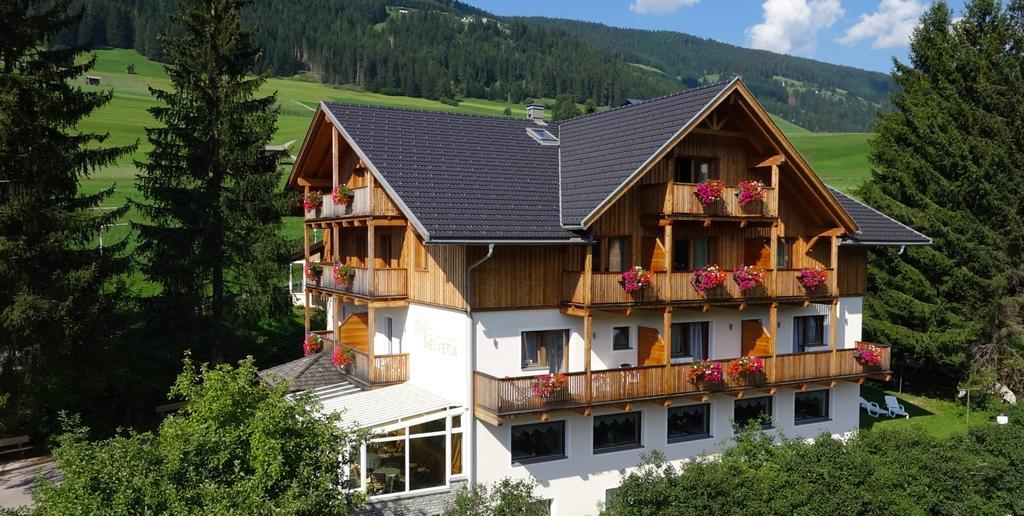 Appartments Helvetia Villabassa Exteriér fotografie